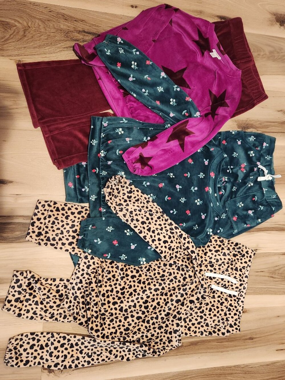 3 OUTFIT BUNDLE Cat & Jack girls SIZE 6/7 excellent condition!!!!